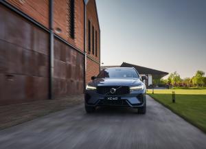 Volvo XC60 B5 AWD R-Design